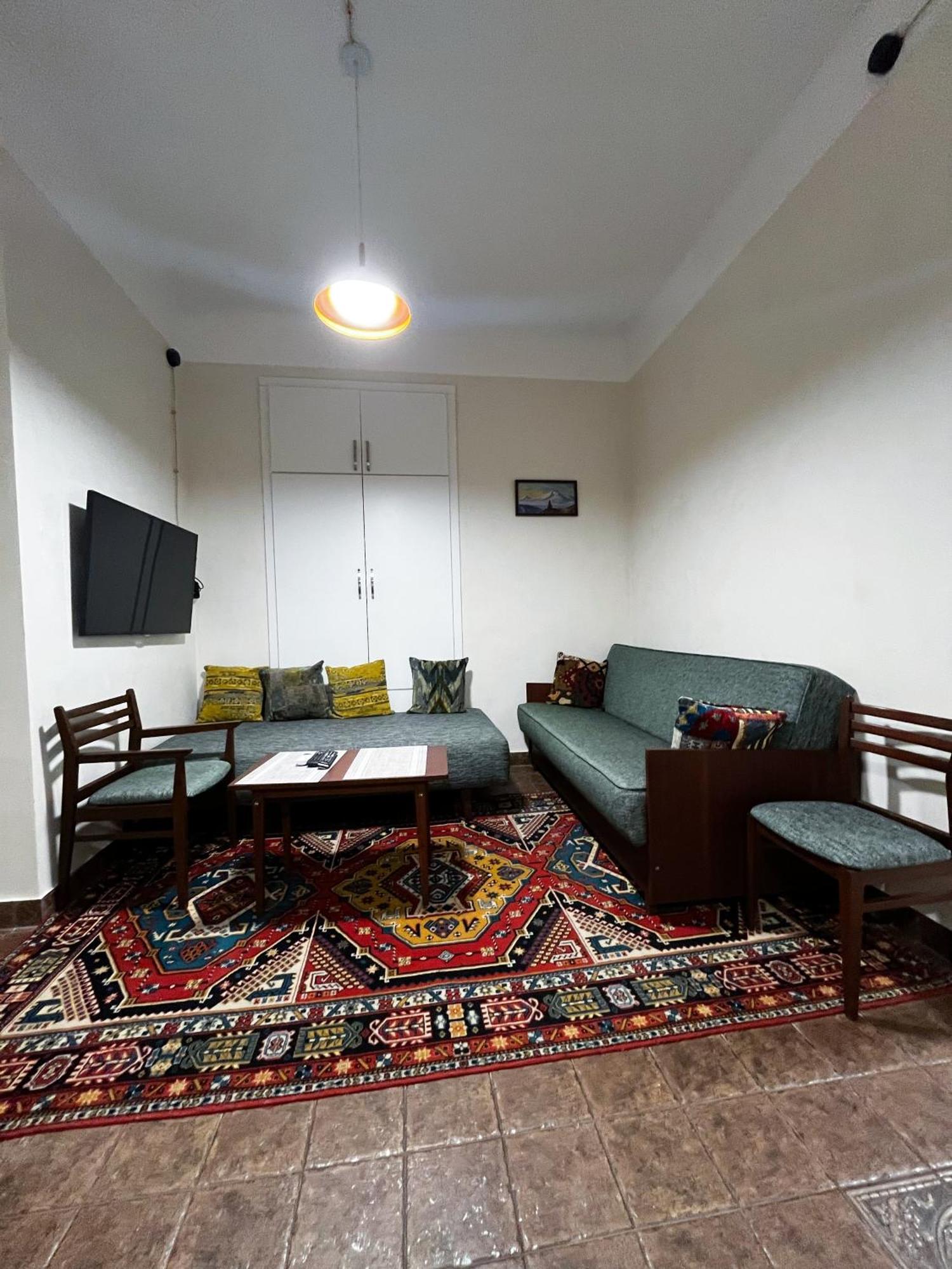 יירבאן Apartments Pushkin Street מראה חיצוני תמונה